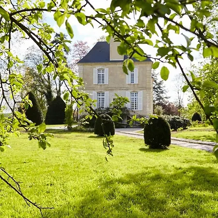18th-century Chateau Near Bayeux Feriehus Livry (Calvados)